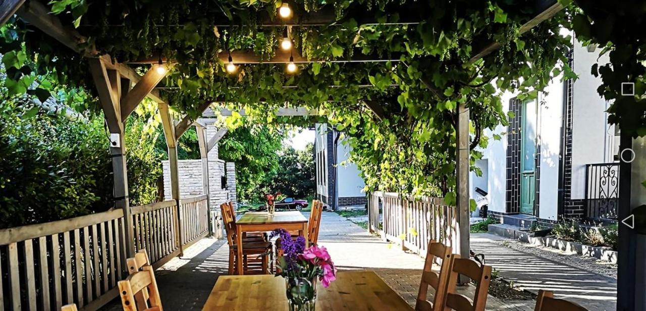 Wein&speiz Fogado Couette-café Gyorkony